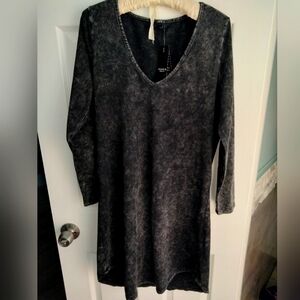Torrid brand Mineral Wash black soft material jersey v neck dress size 10 NWT